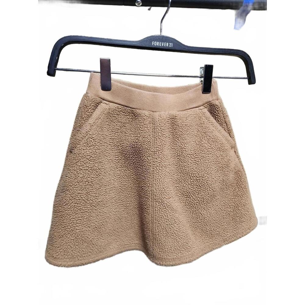 UNIQLO Kids Tan Fleece Skirt Sz 3‑4
